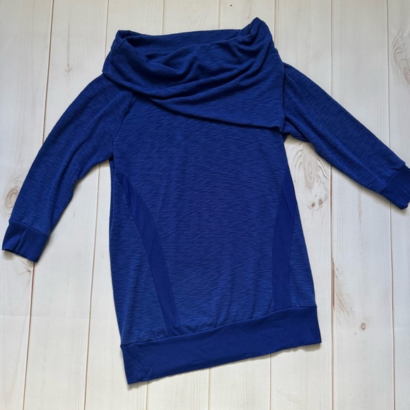 Laila Jayde Blue Sweater - Picture 1 of 6